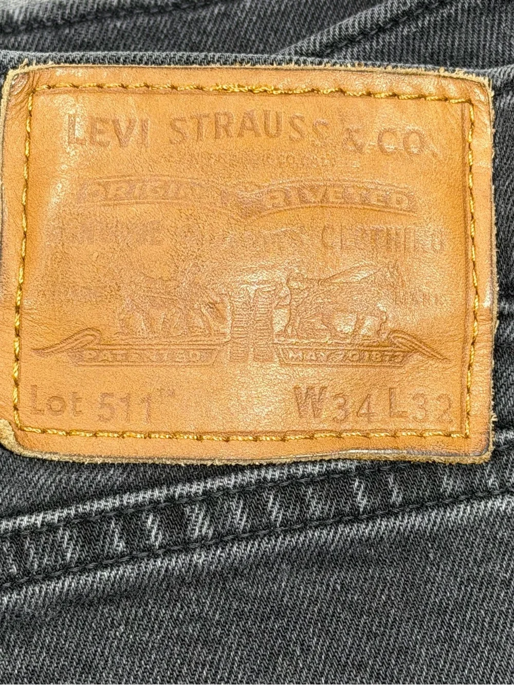 Levi's Jeans Lot 511 Premium Men's 34x32  Black Denim Slim Jeans Stretch